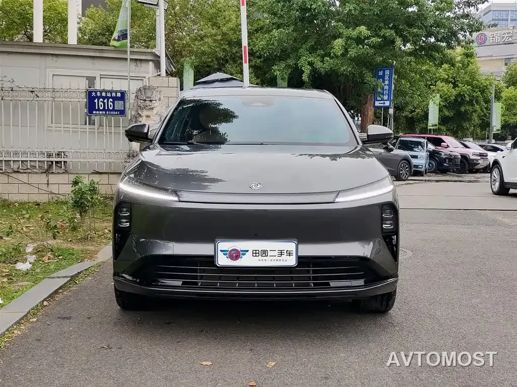 Dongfeng Aeolus L8 2025 Plug-in Hybrid — фото 2