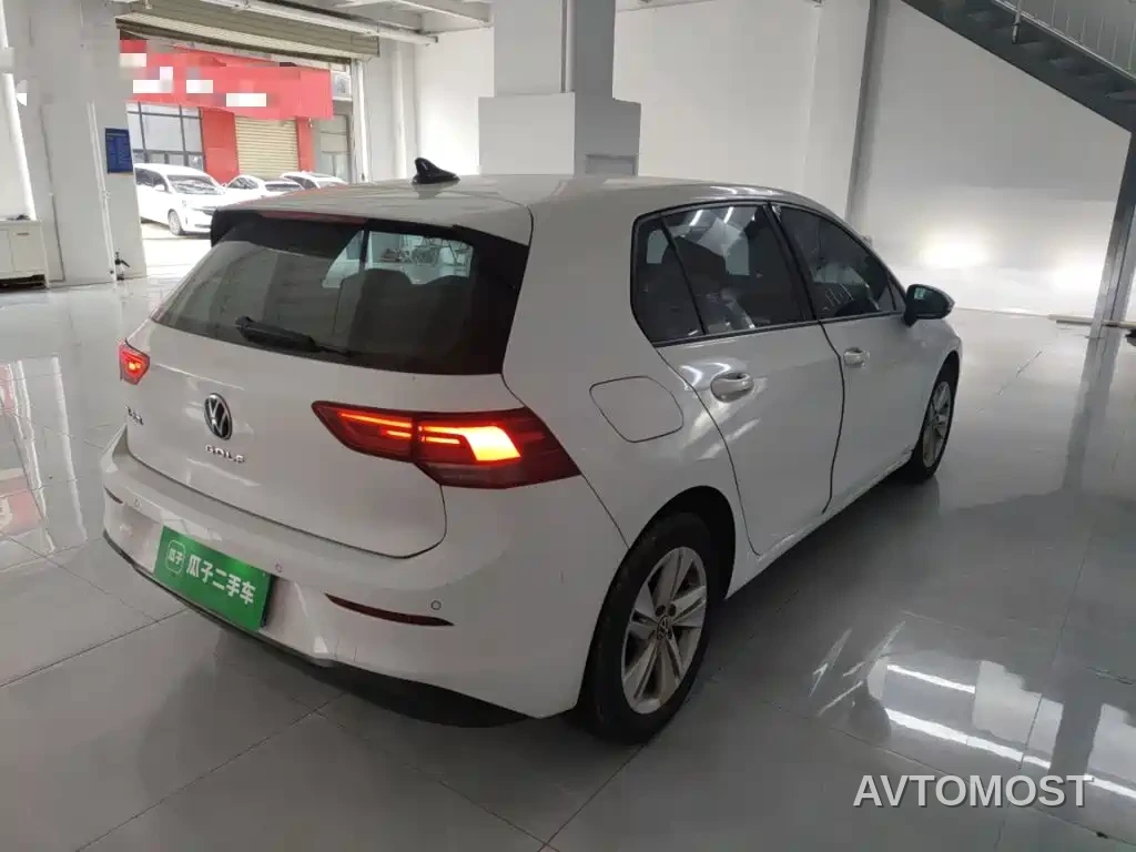 Volkswagen Golf 2023 Model 200TSI DSG — фото 5