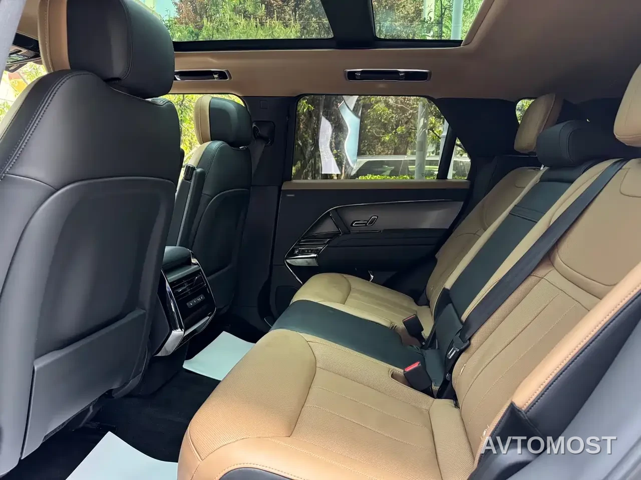 Land Rover Range Rover Sport 2023 400PS Dynamic SE — фото 14