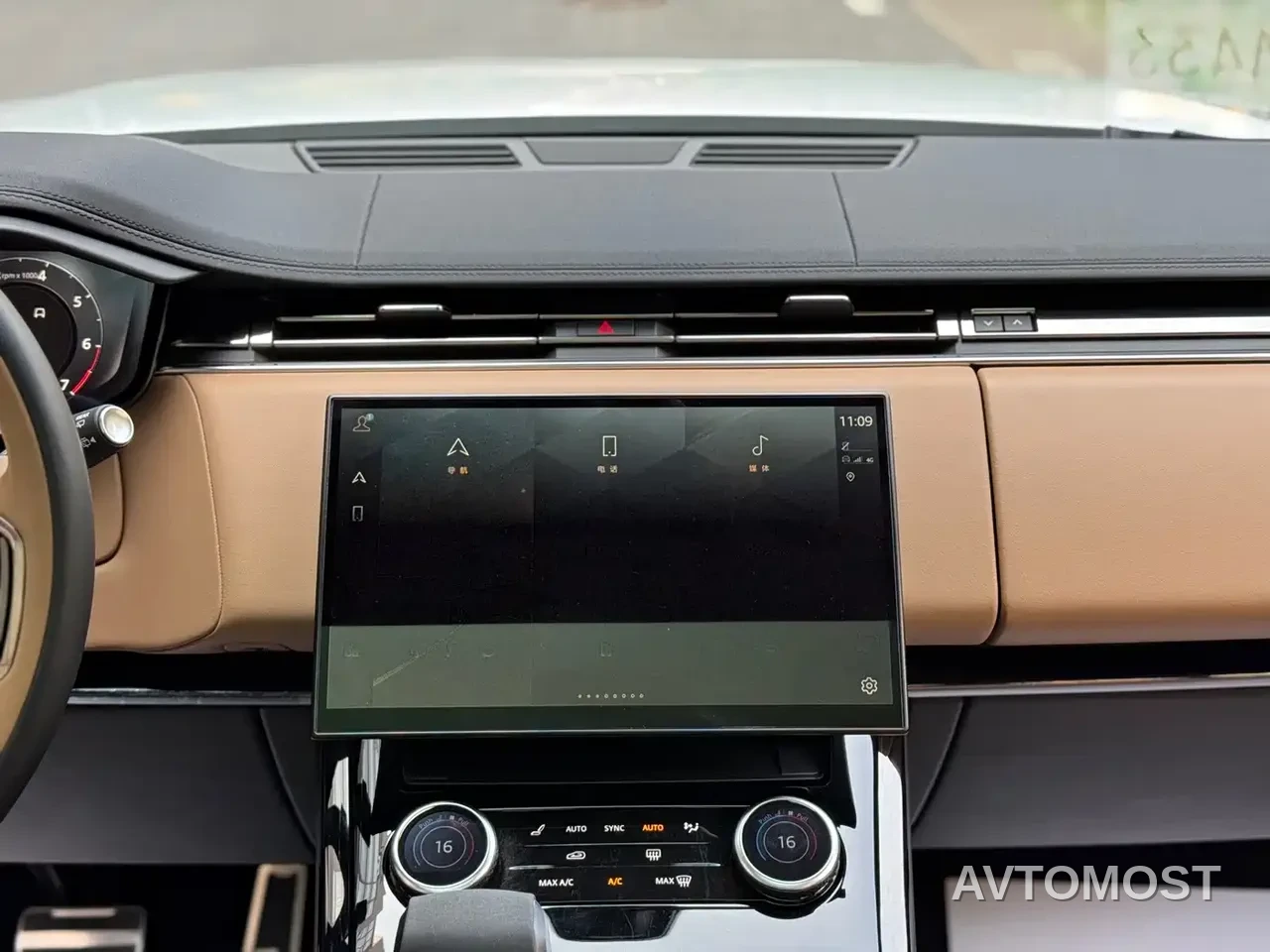 Land Rover Range Rover Sport 2023 400PS Dynamic SE — фото 16