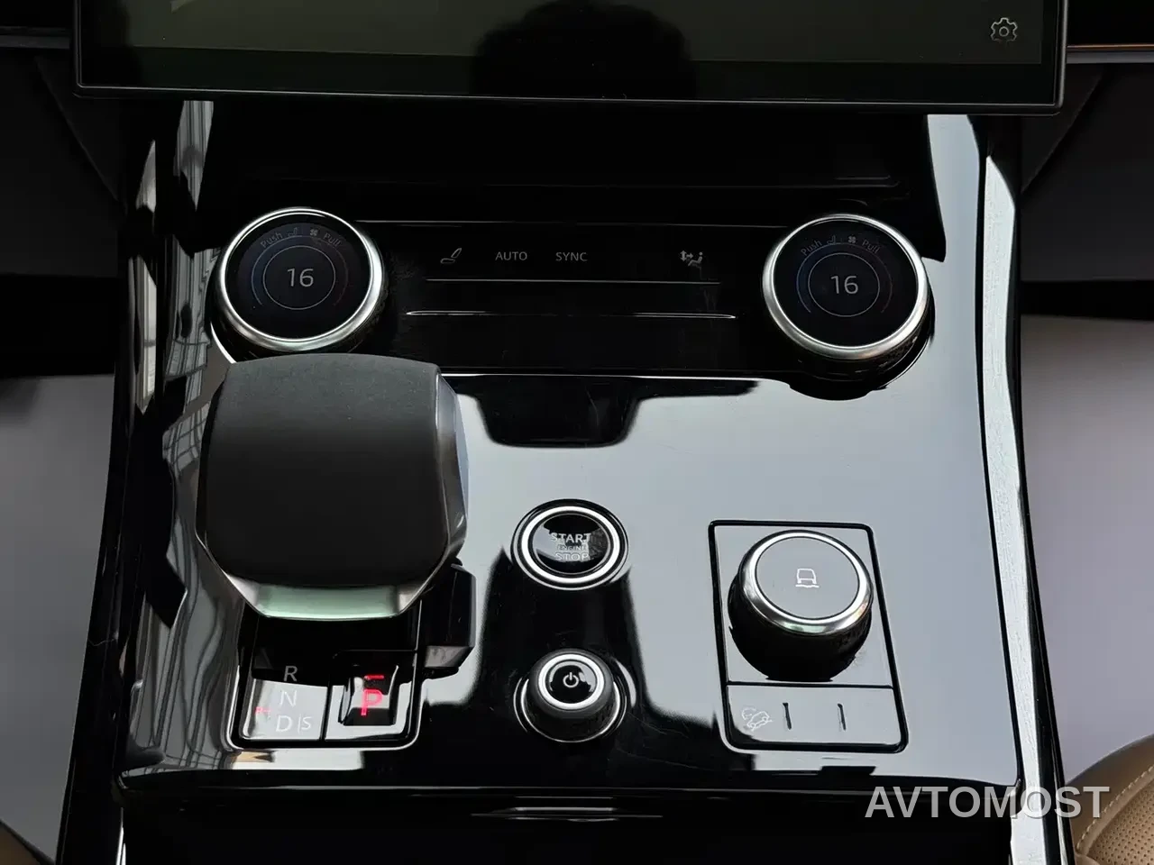 Land Rover Range Rover Sport 2023 400PS Dynamic SE — фото 17