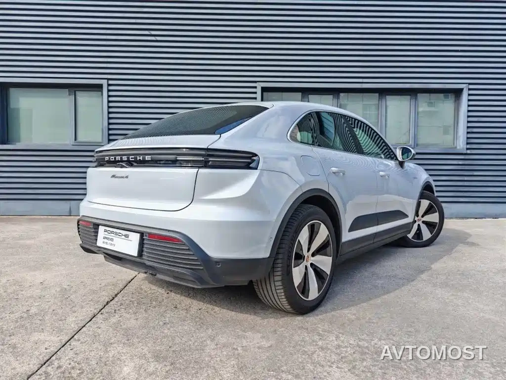 Porsche Macan EV 2024 Macan 4 — фото 3