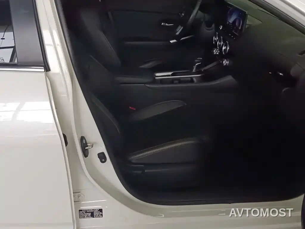 Nissan Sylphy 2023 1.6L CVT Deluxe Edition — фото 19