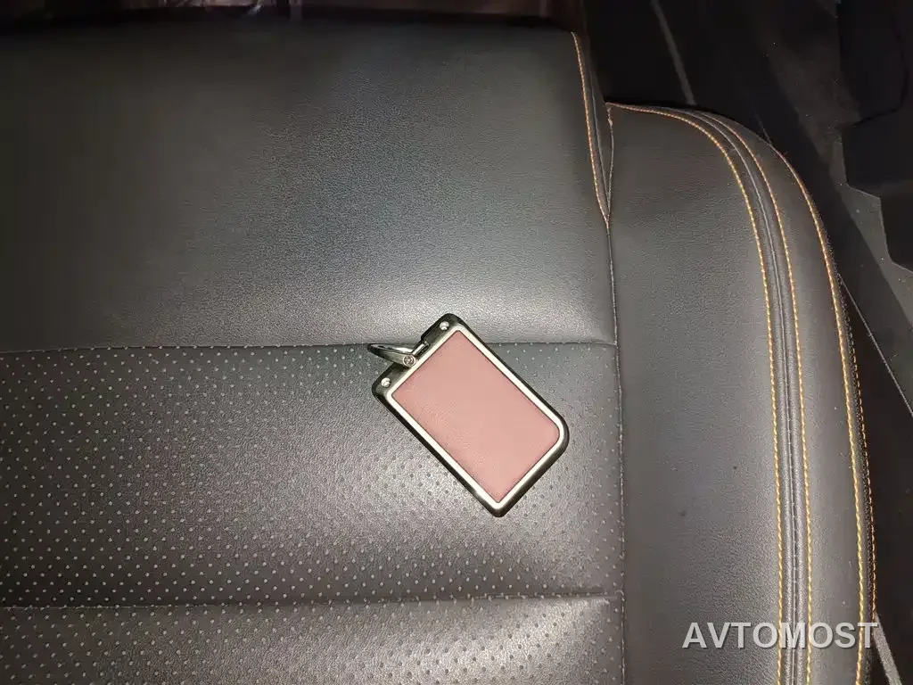 Lynk & Co 06 EM-P 2020 PHEV Plus — фото 9