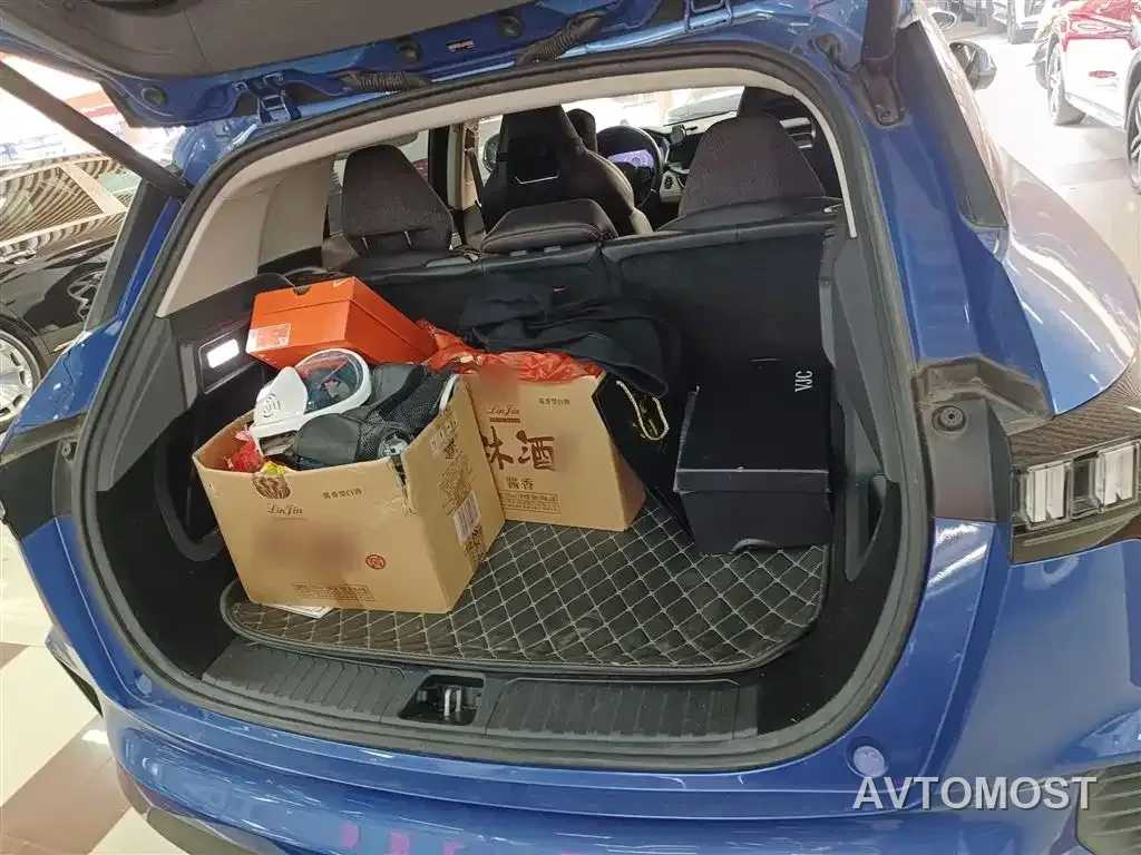 Lynk & Co 06 EM-P 2020 PHEV Plus — фото 16