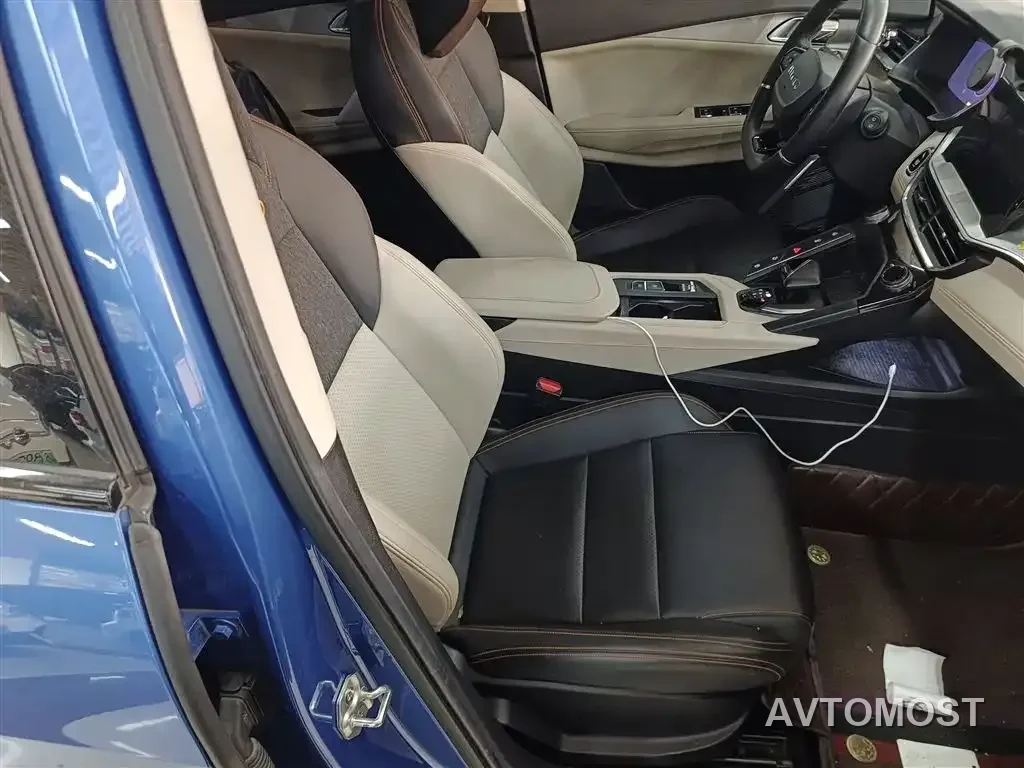 Lynk & Co 06 EM-P 2020 PHEV Plus — фото 22