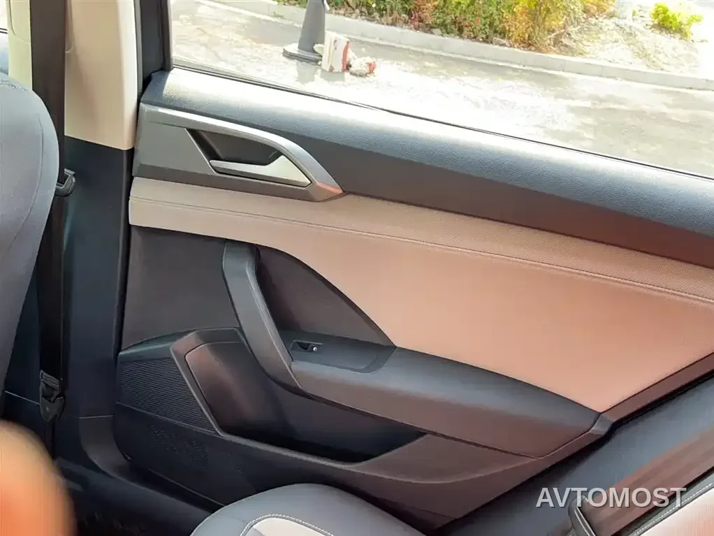 Volkswagen Tharu 2024 300TSI 2WD New Moon Edition — фото 22