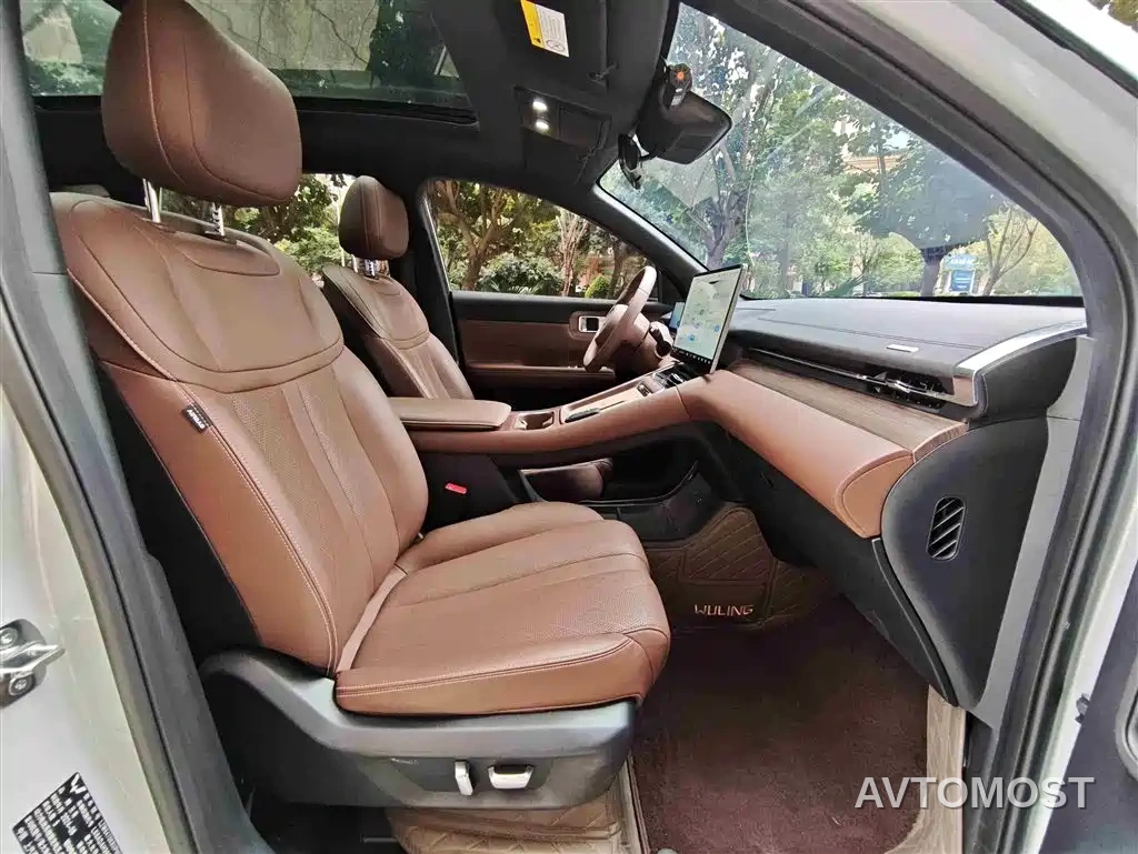 Wuling Xingguang S 2024 130km Flagship Model — фото 8