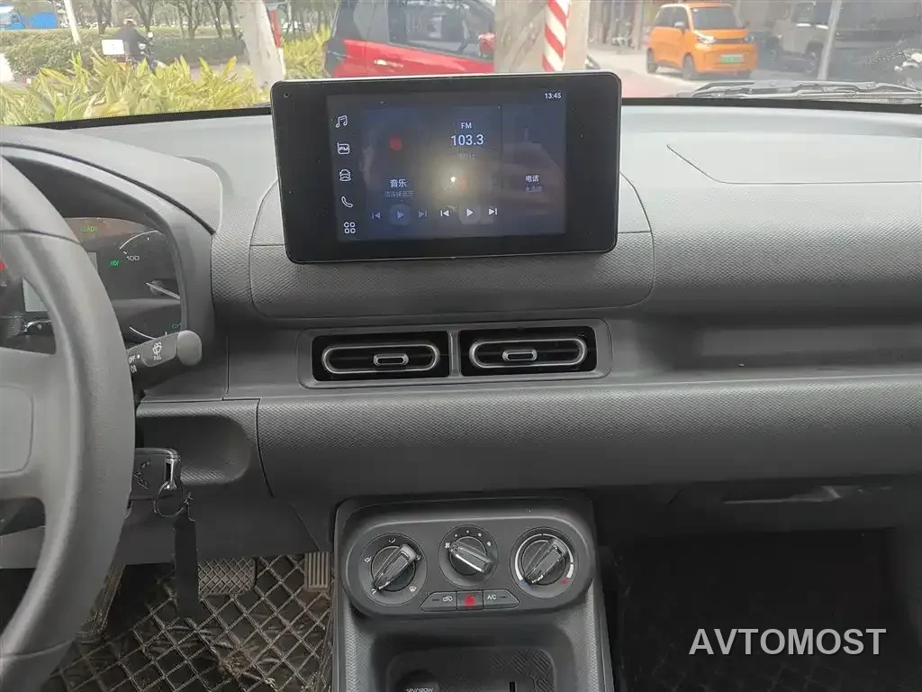 Wuling Hongguang New Energy 2025 Extended-Range Hybrid 50KM Comfort Version — фото 9