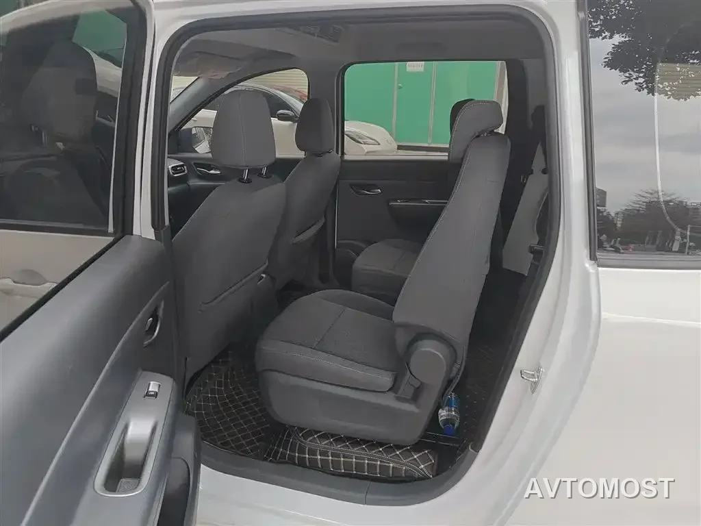 Wuling Hongguang New Energy 2025 Extended-Range Hybrid 50KM Comfort Version — фото 13
