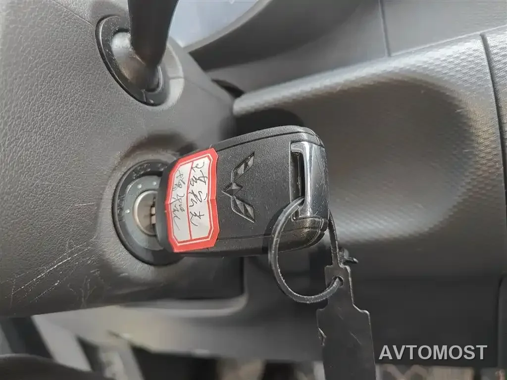Wuling Hongguang New Energy 2025 Extended-Range Hybrid 50KM Comfort Version — фото 16