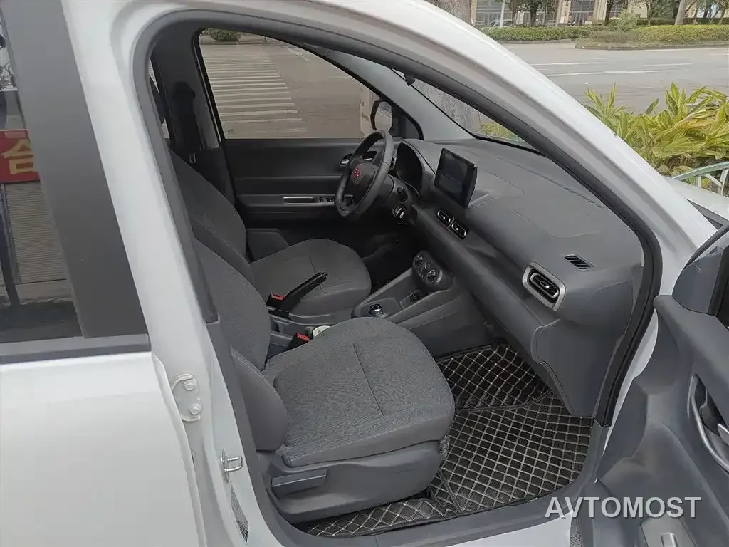 Wuling Hongguang New Energy 2025 Extended-Range Hybrid 50KM Comfort Version — фото 19