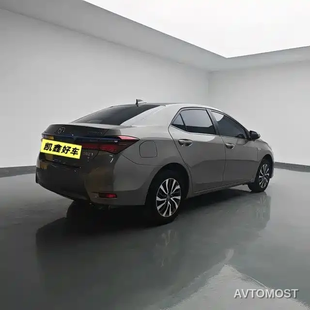 Toyota Corolla Twin Engine E+ 2020 1.8L E-CVT Comfort Edition — фото 4