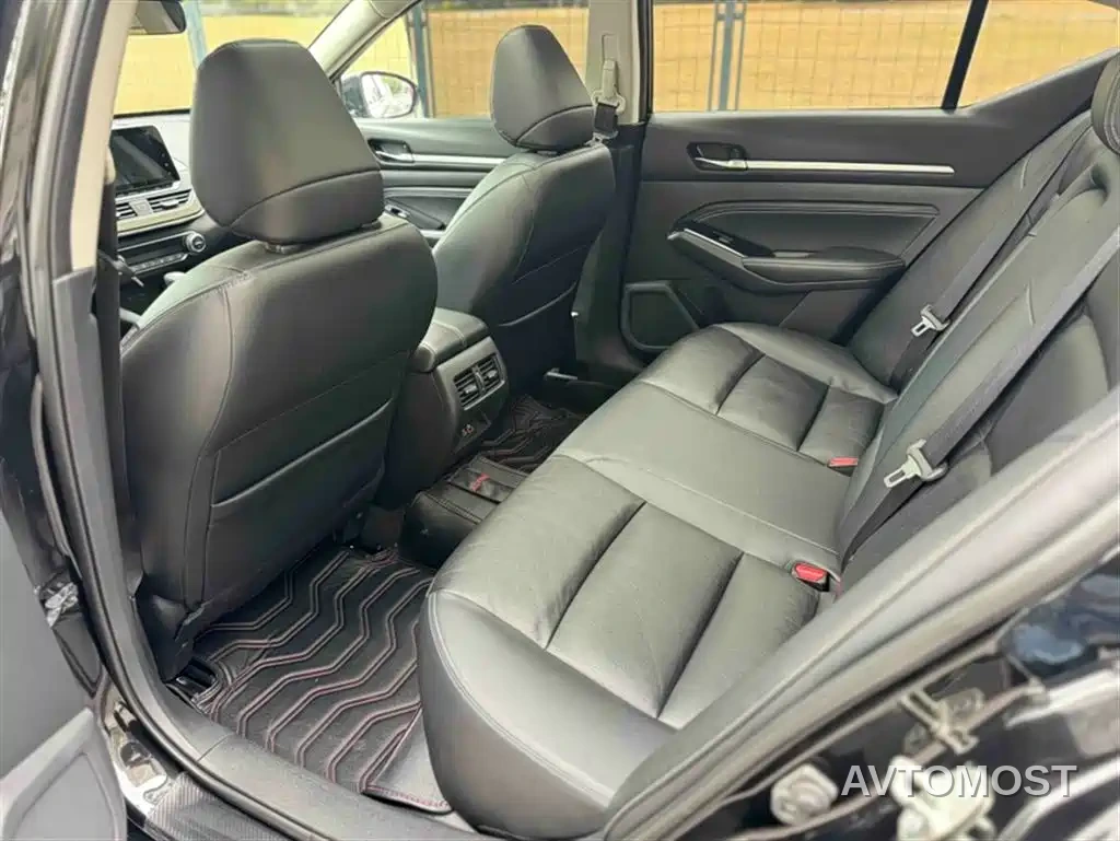 Nissan Teana 2021 2.0L XL Comfort — фото 16