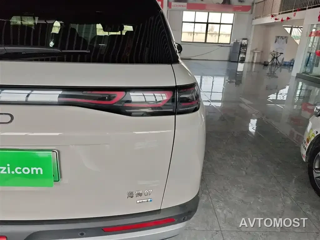 BYD Hai Shi 07 DM-i 2025 150 Pilot+ Edition — фото 7