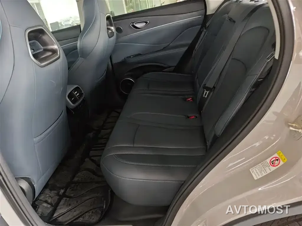 BYD Hai Shi 07 DM-i 2025 150 Pilot+ Edition — фото 14