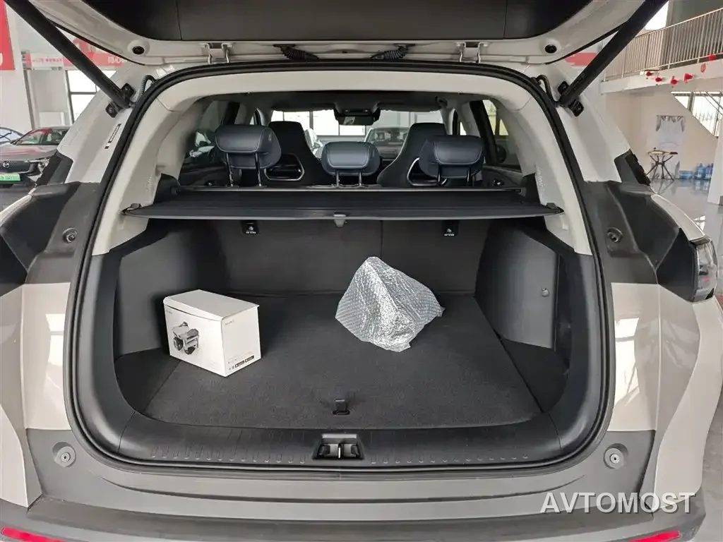 BYD Hai Shi 07 DM-i 2025 150 Pilot+ Edition — фото 16