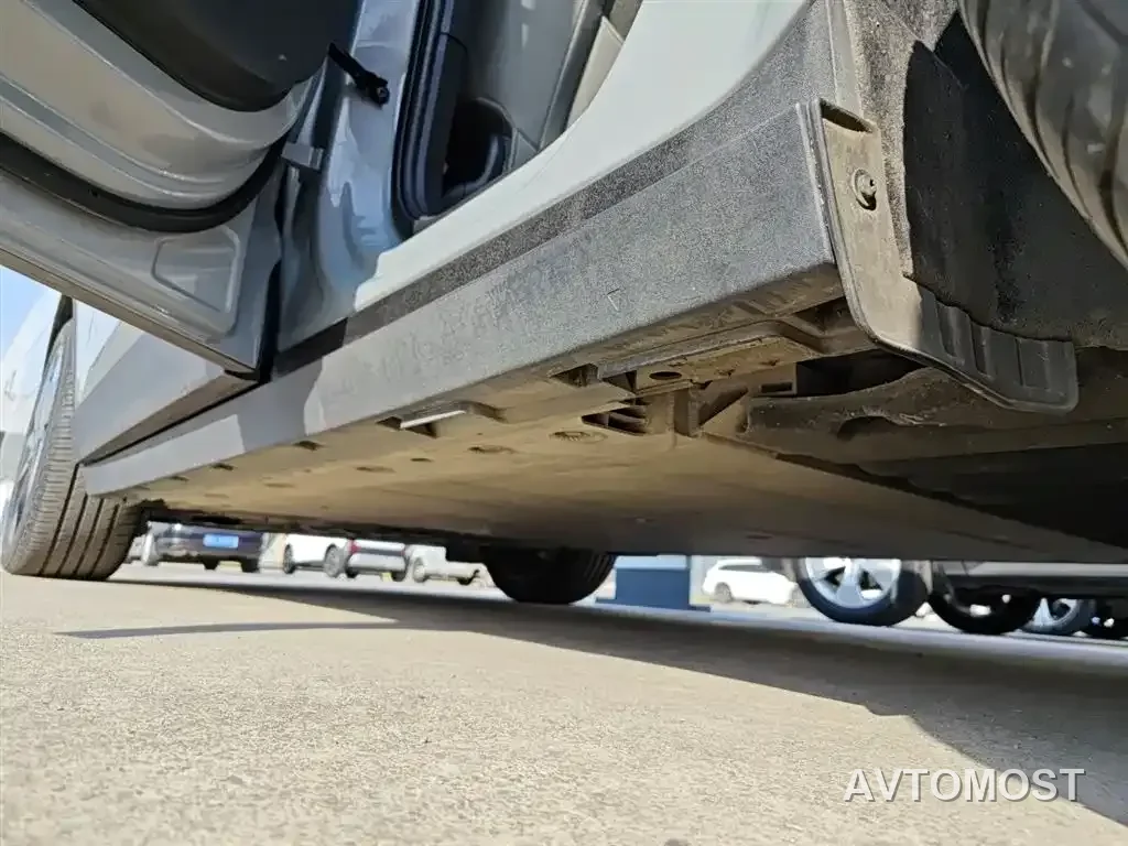 Volvo EX30 2025 RWD Long Range Ultra — фото 15