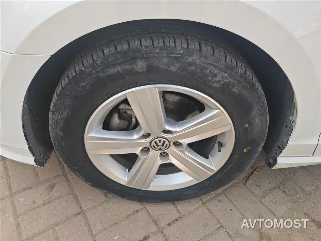 Volkswagen Lamando 2021 230TSI DSG Fashion Edition — фото 19