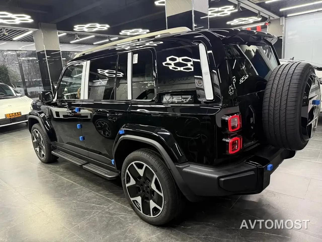 iCAR V27 2026 200KM AWD Falcon 500 — фото 7