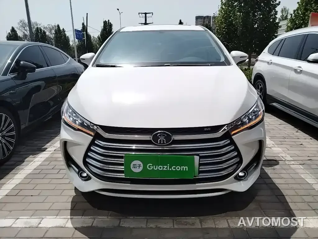 BYD Song MAX New Energy 2019 DM 1.5T Smart Connect Advance 7-seater China VI — фото 3