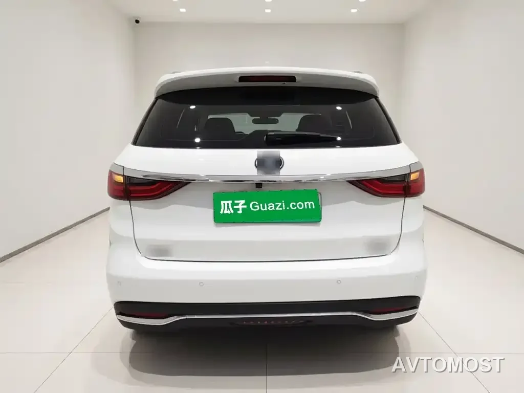 BYD Song MAX New Energy 2019 DM 1.5T Smart Connect Advance 7-seater China VI — фото 6