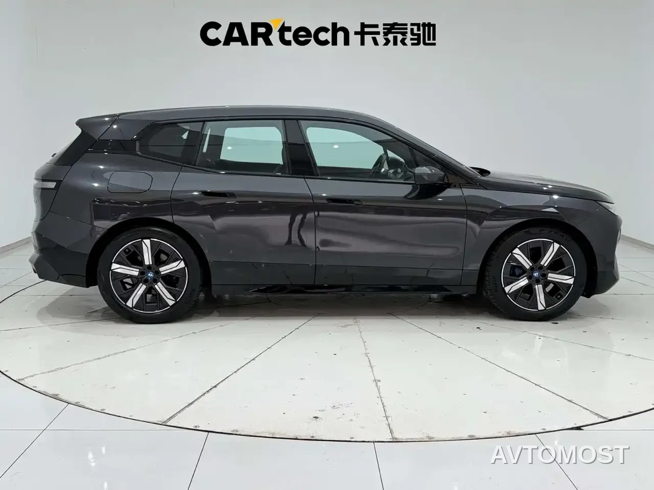 BMW iX 2022 xDrive40 — фото 11