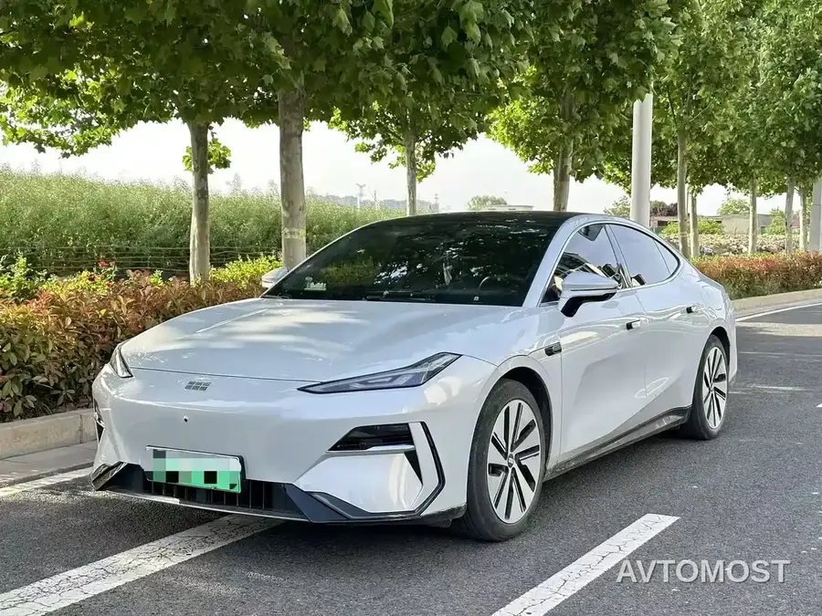Geely Galaxy E8 2024 665km RWD Starship Voyager Edition