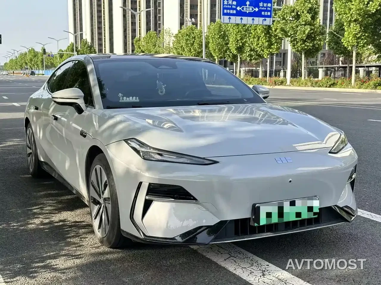 Geely Galaxy E8 2024 665km RWD Starship Voyager Edition — фото 3