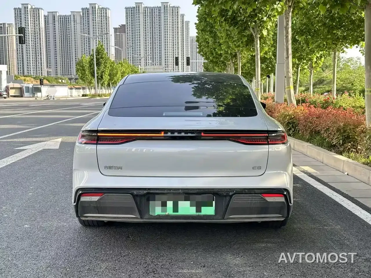 Geely Galaxy E8 2024 665km RWD Starship Voyager Edition — фото 8