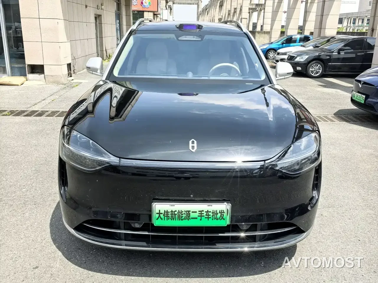 AITO M9 2024 Extended Range Ultra 42kWh 6-Seater — фото 2