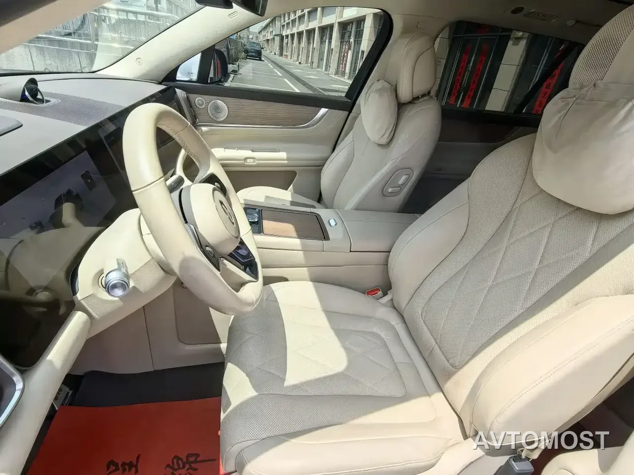 AITO M9 2024 Extended Range Ultra 42kWh 6-Seater — фото 10