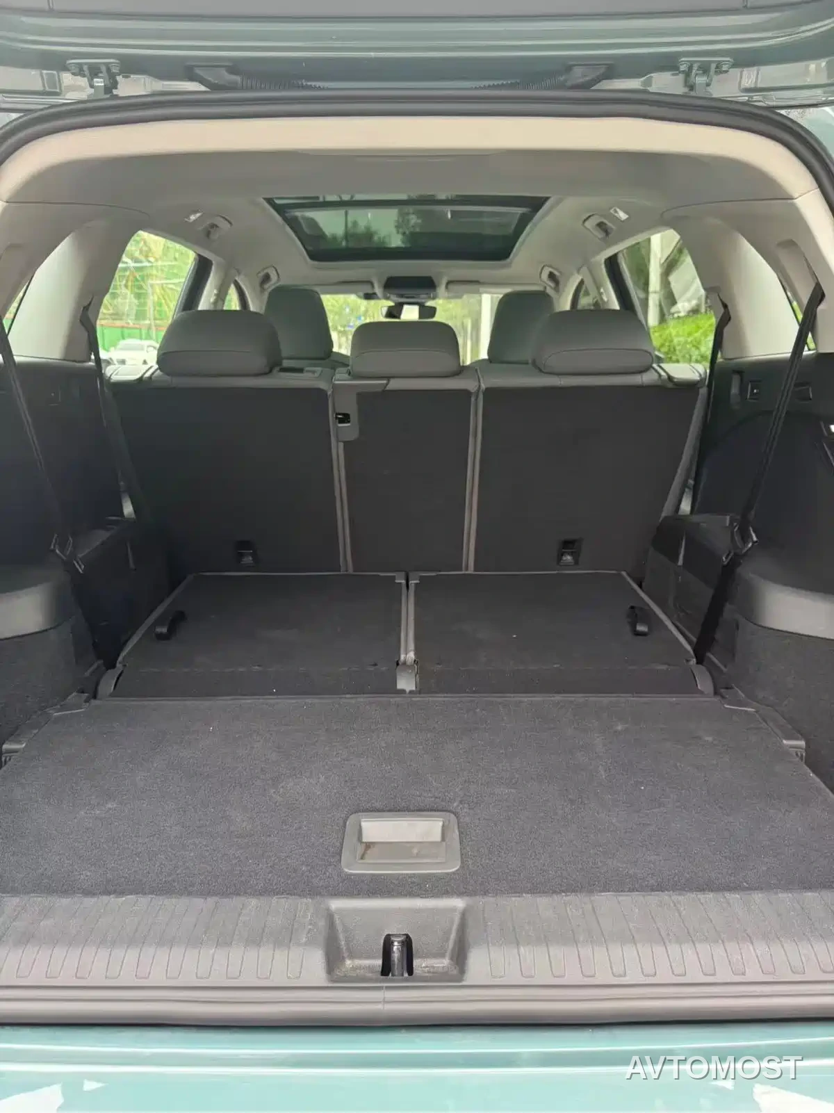 Audi Q5 e-tron 2023 40 e-tron Starlight Edition Brocade Package — фото 13