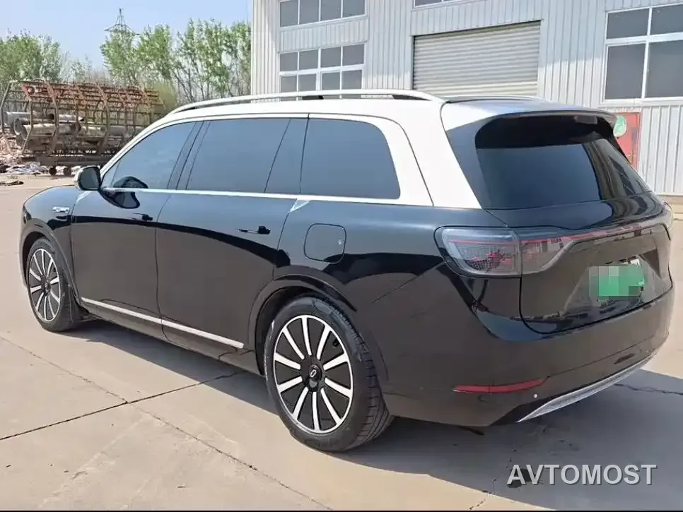 AITO M9 2024 Extended Range Ultra 42kWh 6-Seater — фото 3