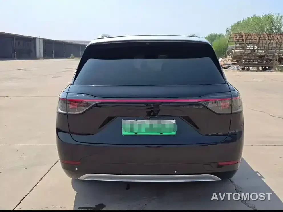 AITO M9 2024 Extended Range Ultra 42kWh 6-Seater — фото 4