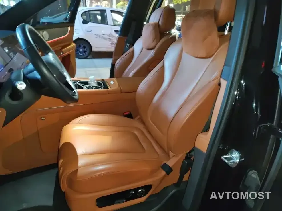 AITO M9 2024 Extended Range Ultra 42kWh 6-Seater — фото 6