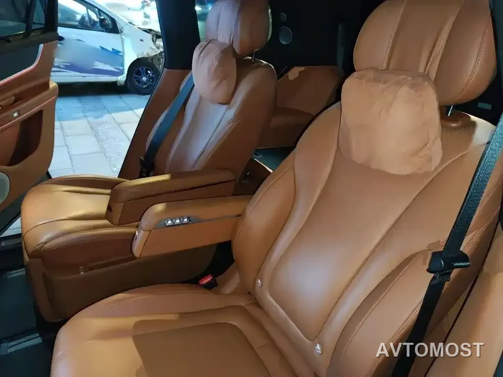 AITO M9 2024 Extended Range Ultra 42kWh 6-Seater — фото 7