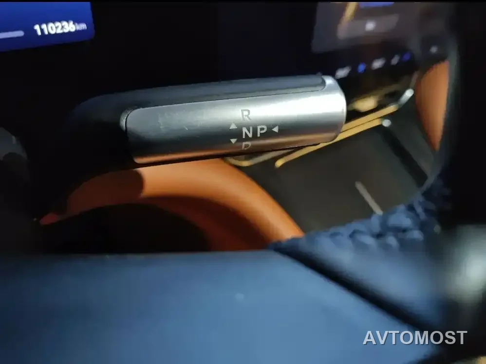AITO M9 2024 Extended Range Ultra 42kWh 6-Seater — фото 10
