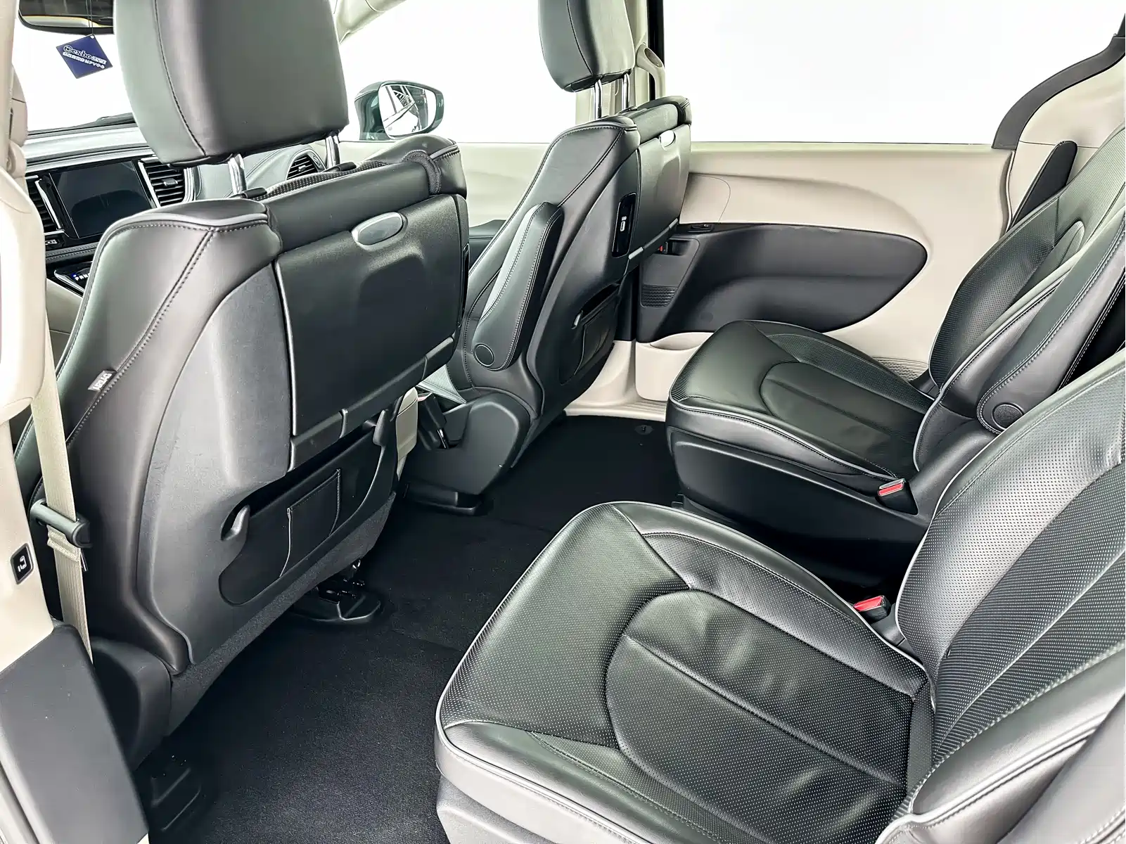 Chrysler Grand Caravan PHEV (Import) 2019 3.6L Plug-in Hybrid — фото 10