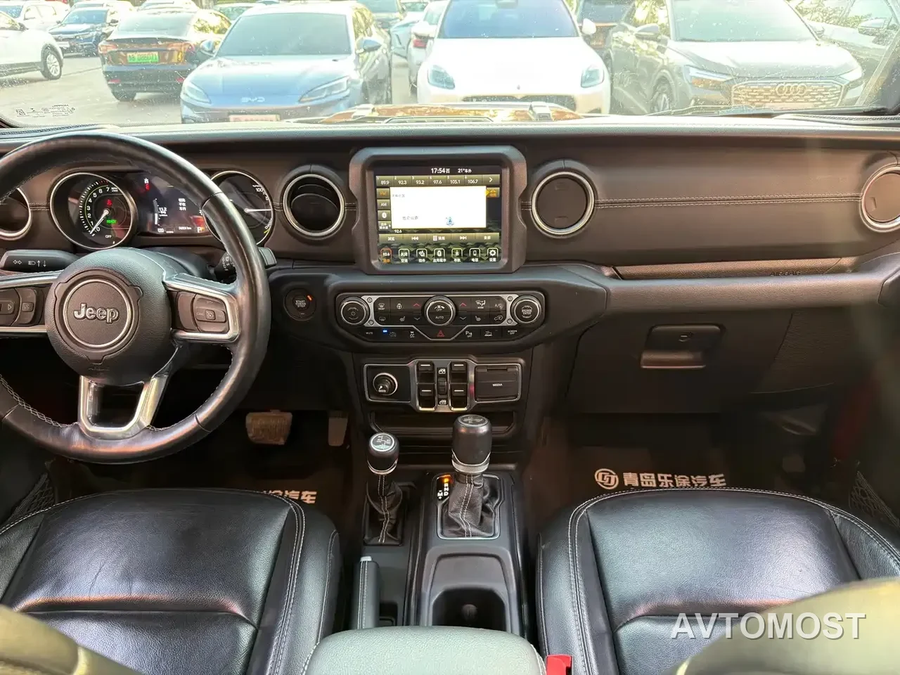 Jeep Wrangler 4xe 2021 4-Door 2.0T 4xe Sahara Launch Edition — фото 9