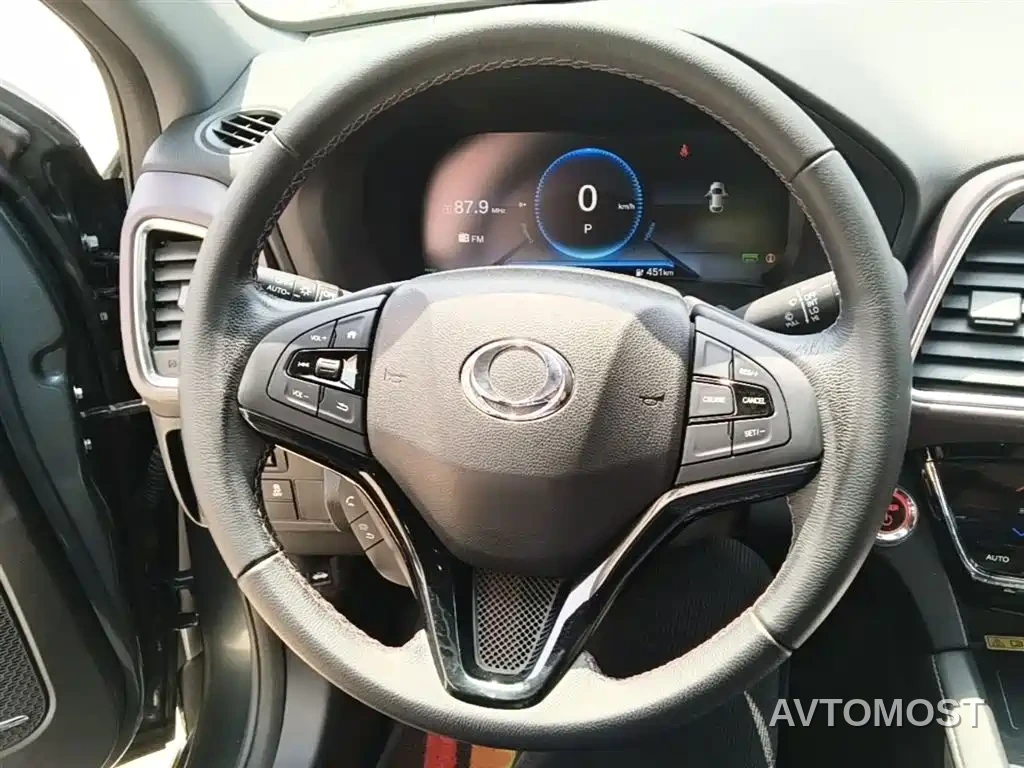 CIIMO Dongfeng Honda M-NV 2021 Shangyi Edition — фото 11