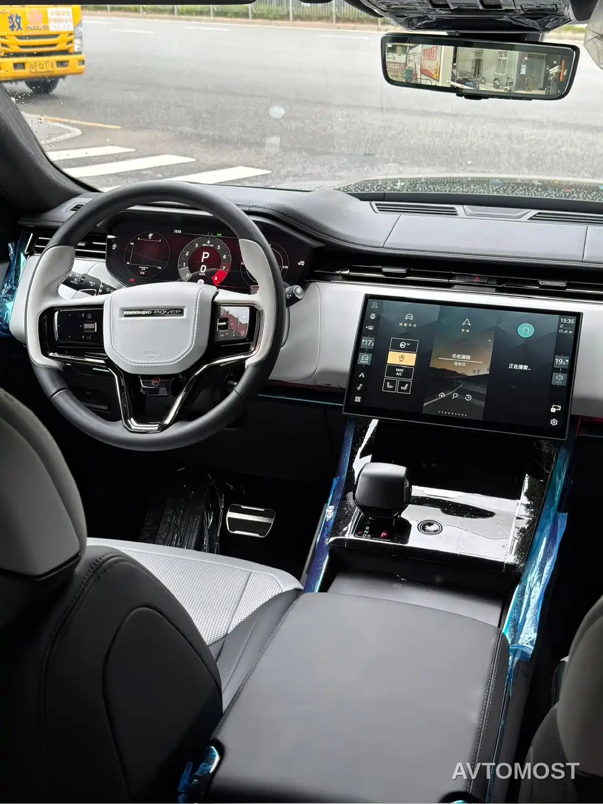 Land Rover Range Rover Sport 2025 4.4 V8 SV Edition Two — фото 9