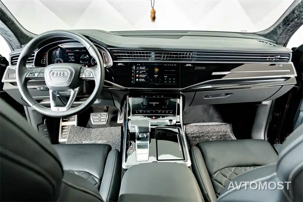 Audi Q8 2022 55 TFSI Exclusive Dynamic — фото 14