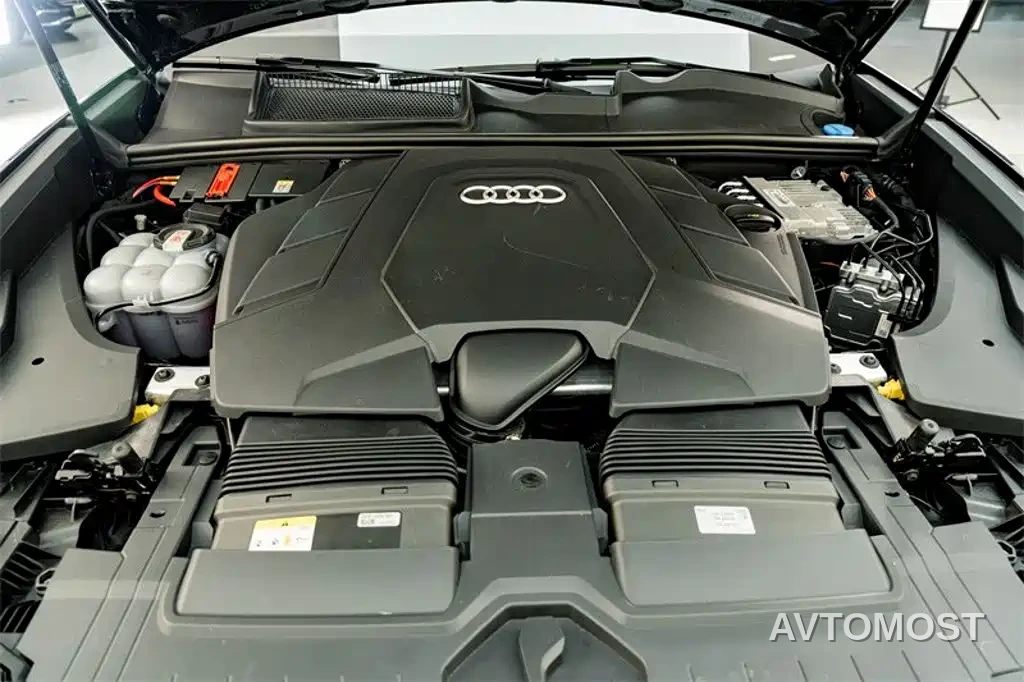 Audi Q8 2022 55 TFSI Exclusive Dynamic — фото 24