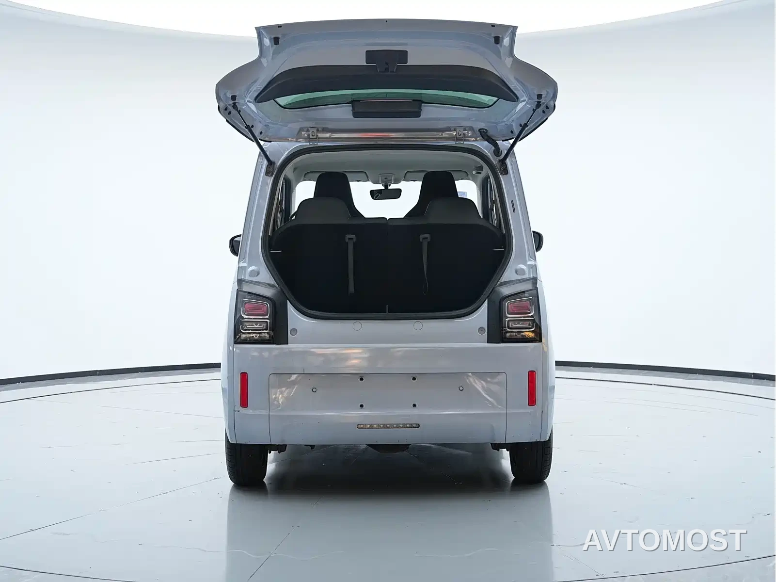 Wuling Air ev 2023 Model 4-Seater Standard Edition — фото 7