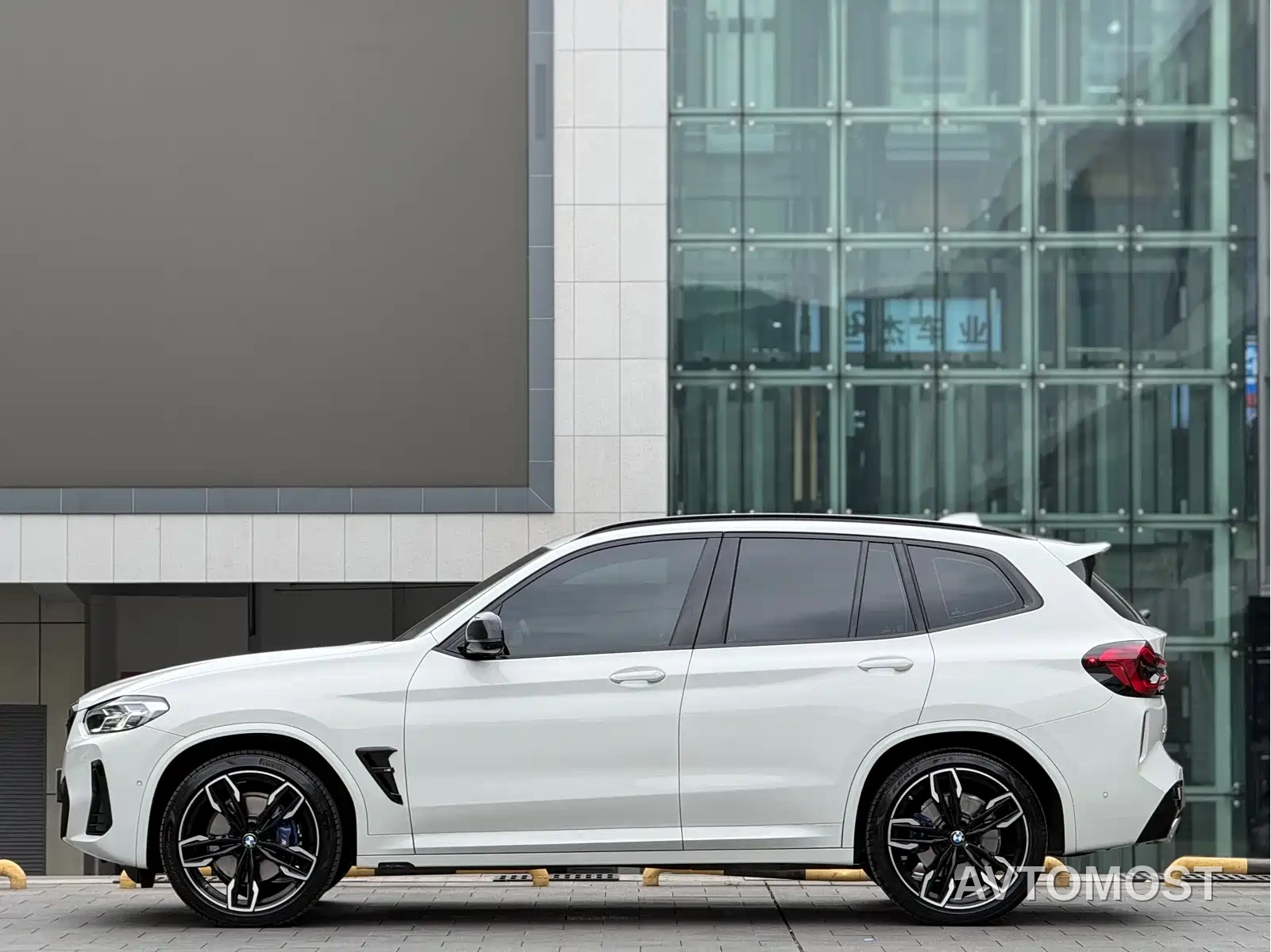 BMW X3 M40i 2022 M40i — фото 5