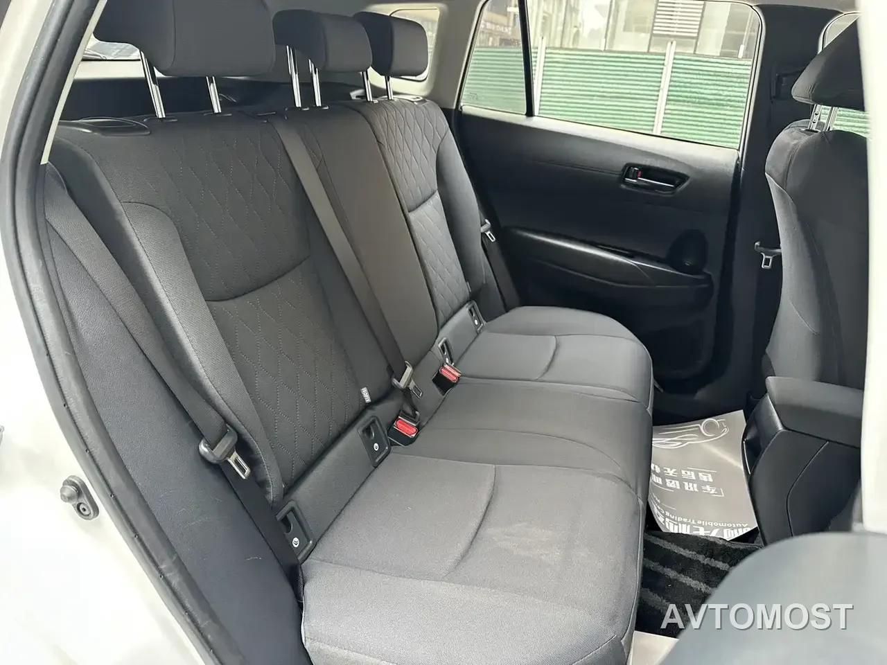 Toyota Corolla Cross 2023 Hybrid 2.0L Pioneer Edition — фото 7