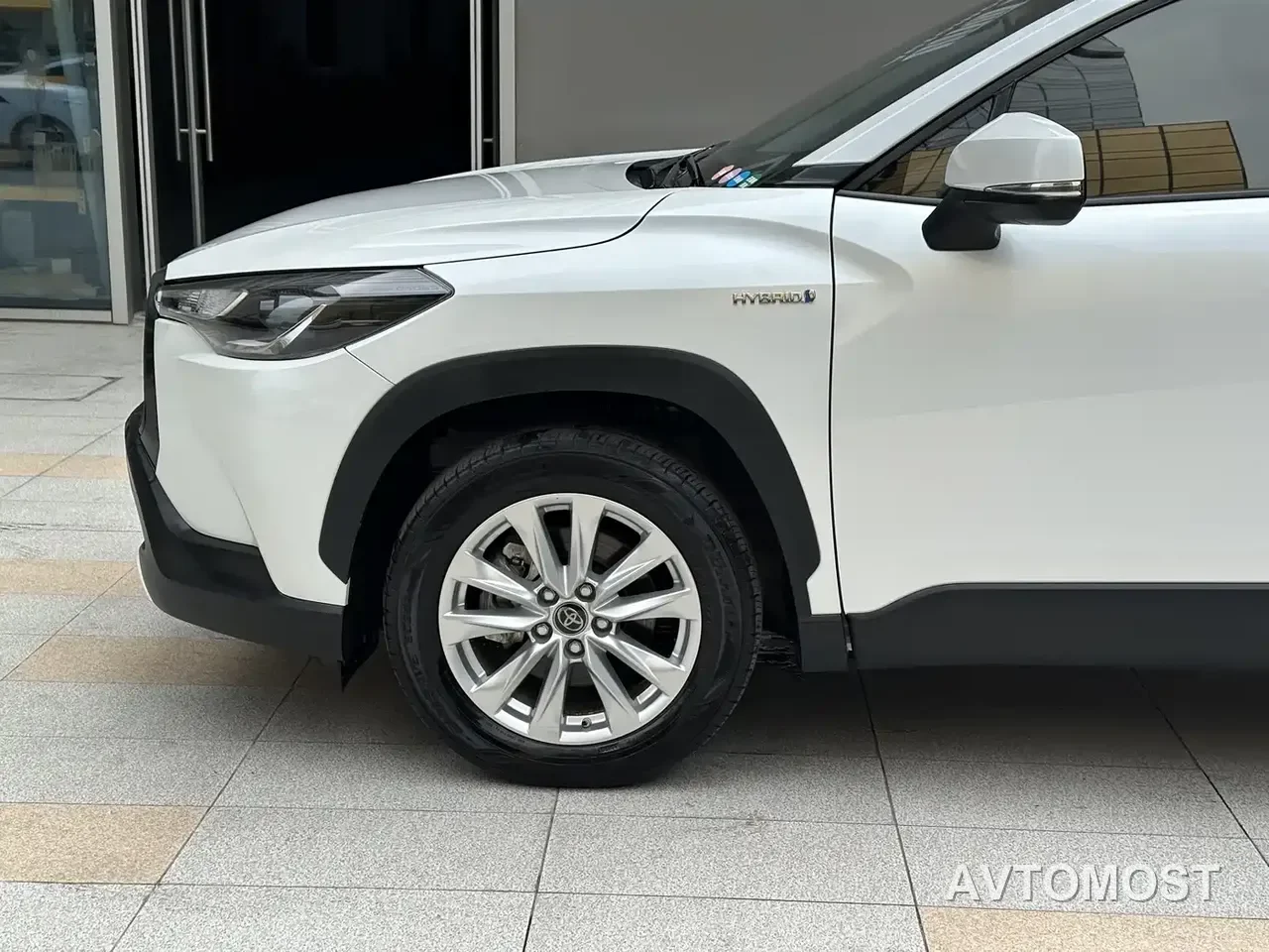 Toyota Corolla Cross 2023 Hybrid 2.0L Pioneer Edition — фото 15