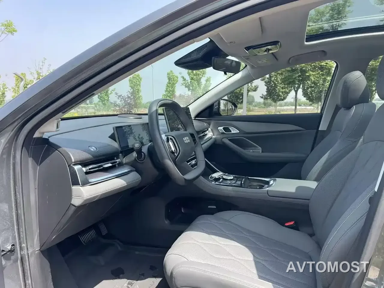 Geely Galaxy A7 2025 EM-i 150km Long Voyage Edition — фото 3