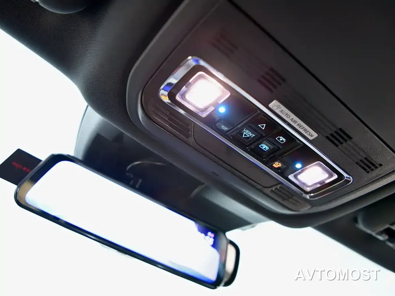 Ford Edge 2023 Edge L 2.0T EcoBoost E Hybrid AWD 7-Seater ST-Line — фото 12